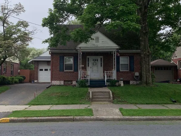 62 S Fulton St, Manheim, PA 17545
