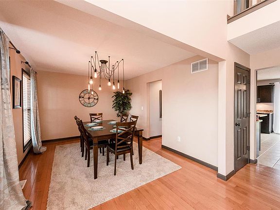 3rd image of 6 Somerset Pl