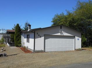 565 S Easy St, Rockaway Beach, OR