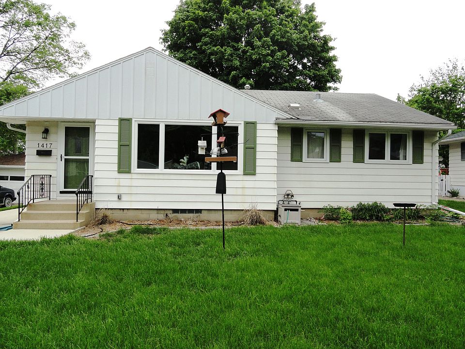 3 Bedrooms on the Main