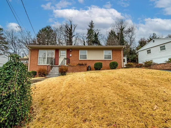 1211 Holmes Ave, Charlottesville, VA 22901