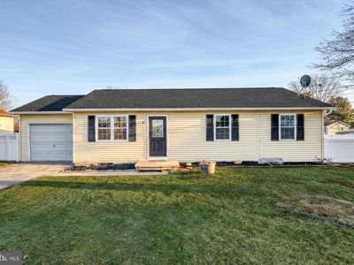 3330 E Pheasant Dr, Dover, PA, 17315