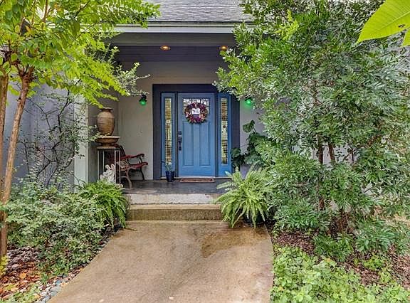 3rd image of 310 Songwood Dr