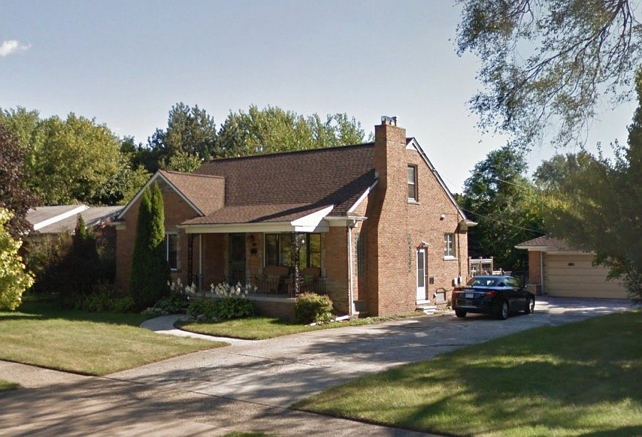 1st image of 19350 Eastwood Dr