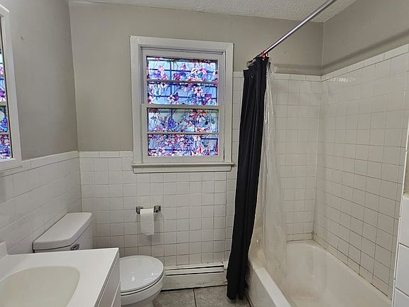 5th image of 284 Morse St #1A