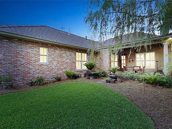 4th image of 5995 Stonegate Dr