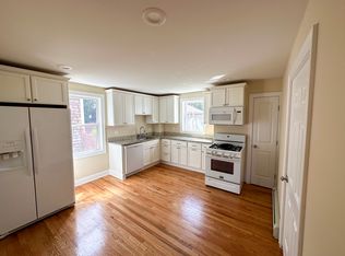 13 Aubin St #1, Amesbury, MA 01913