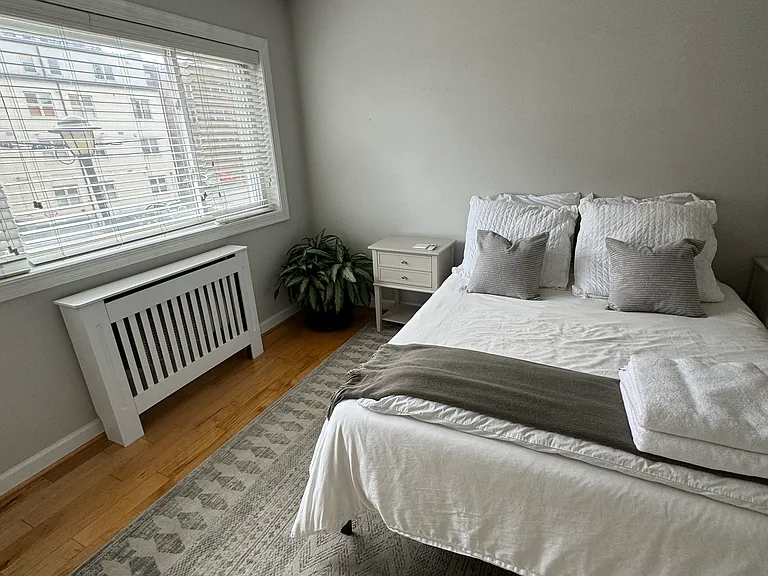 1420 Clifton St NW #205 — Photo 15