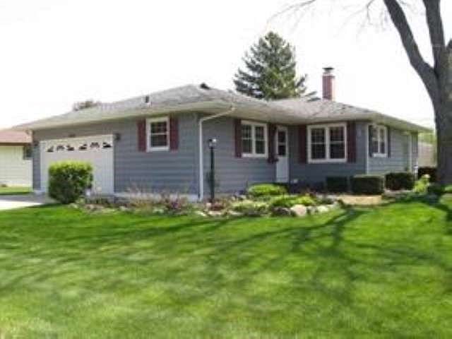1st image of 1122 Harmony Cir NW