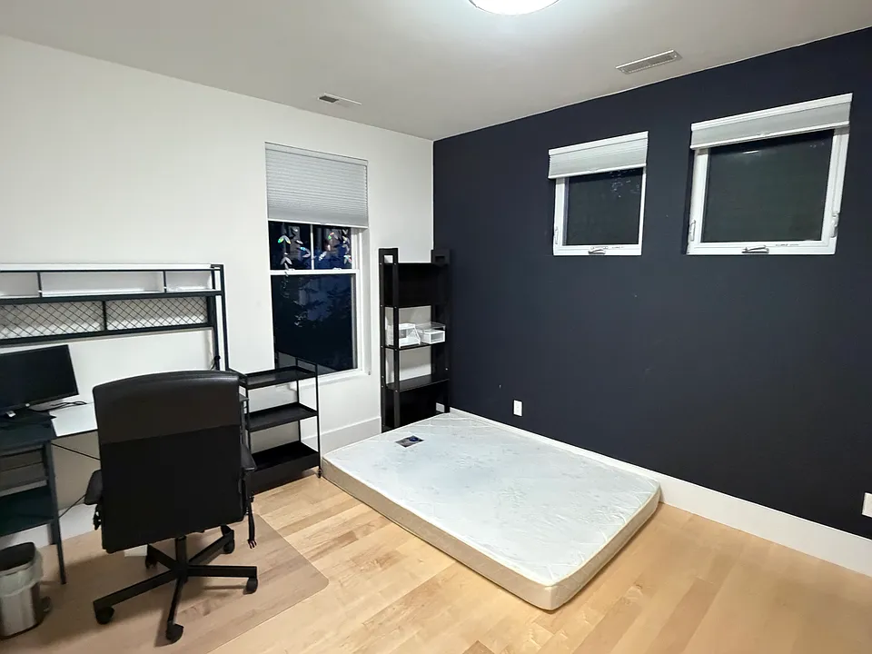 41 Woodville St #5