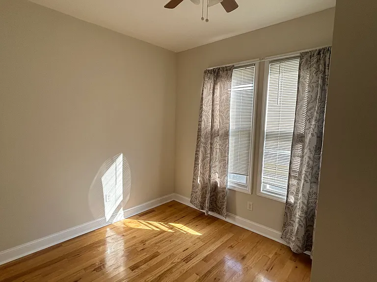182 Littleton Ave — Photo 5