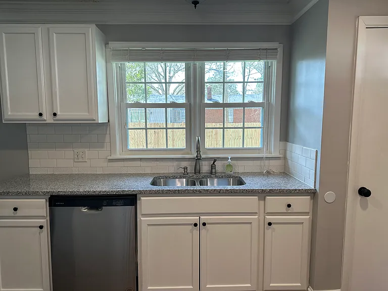 406 Kirkland Dr — Photo 11