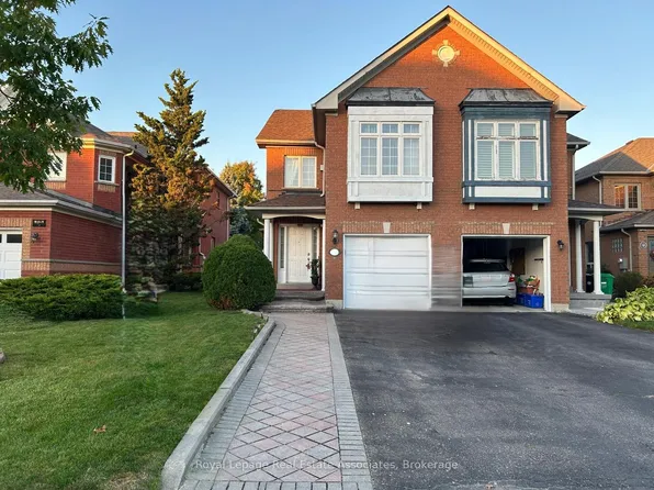 122 Pressed Brick Dr, Brampton, ON L6V 4K4