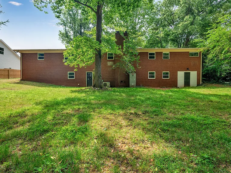 Jenkins Dr — Photo 9