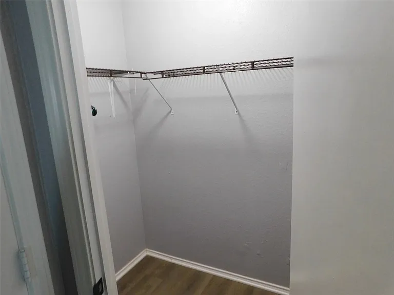 8232 Meadowbrook Dr — Photo 136