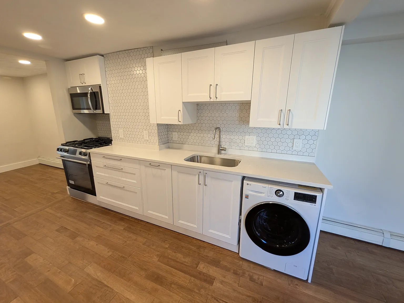 91 Marginal Street - 2 — Photo 3