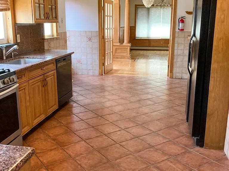 37 Quincy Ave #1A — Photo 7