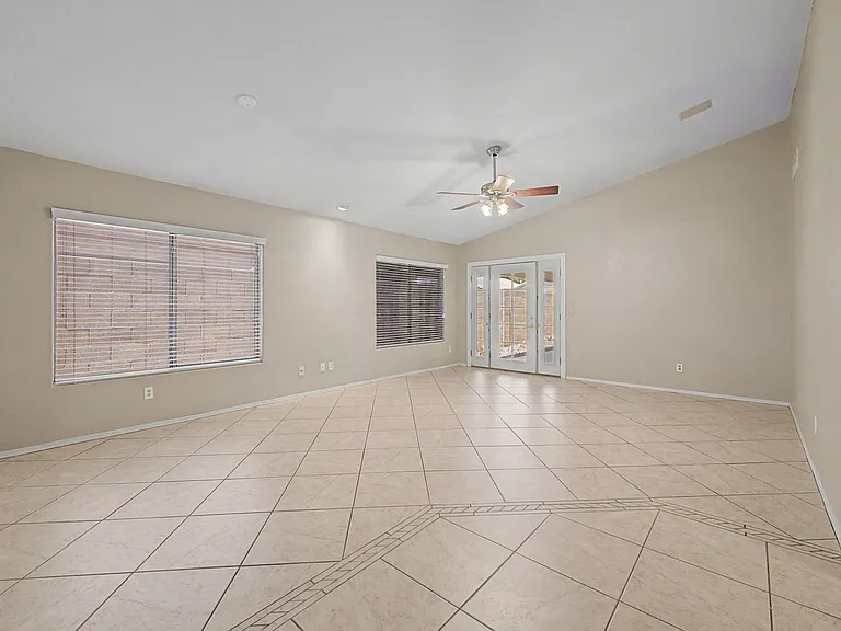 6602 W Desert Hollow Dr — Photo 7