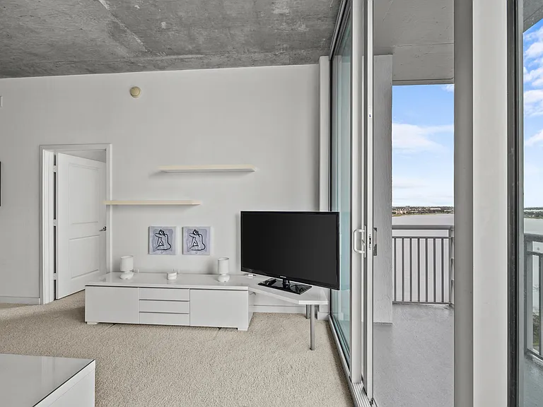 300 S Australian Ave #1106 — Photo 8