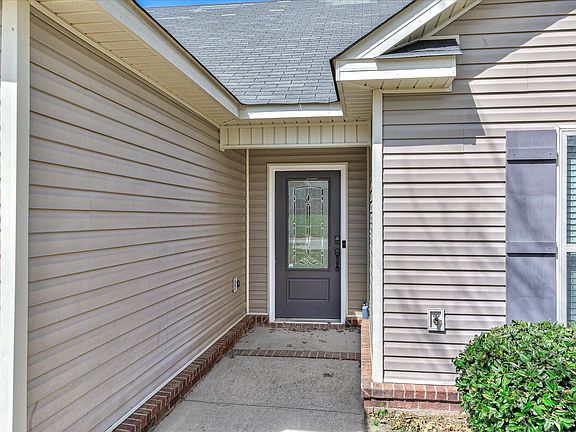 2nd image of 934 Arbor Springs Circle