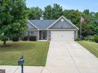 621 Lake Vista Dr, Jefferson, GA 30549