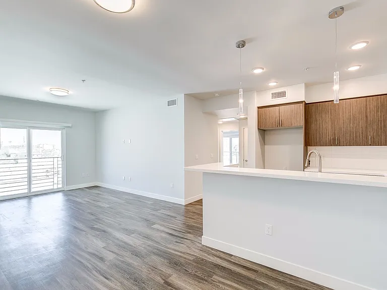 5338 Cartwright Ave — Photo 11