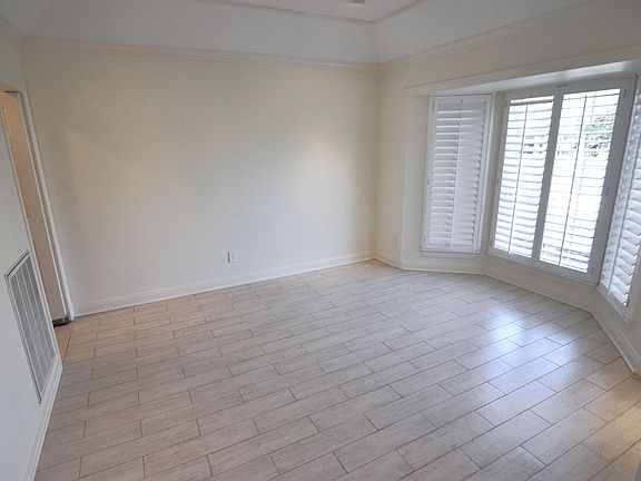 5th image of 10007 Shinnecock Hills Dr