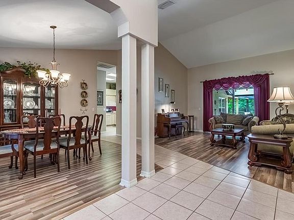 3rd image of 17805 Crystal Cove Pl