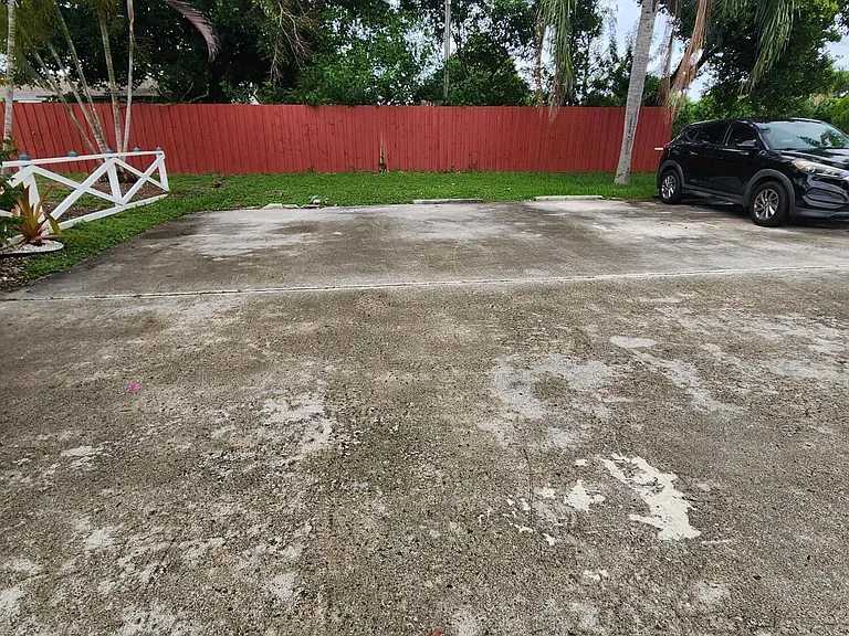 2167 Laura Ln #A — Photo 5