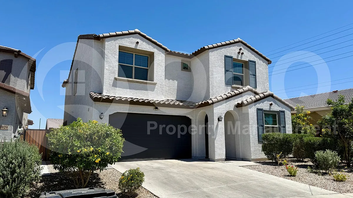 Building Photo - 5933 S 25th Ln
