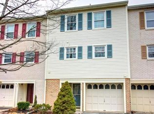 8319 Countryside Ln, Fogelsville, PA 18051