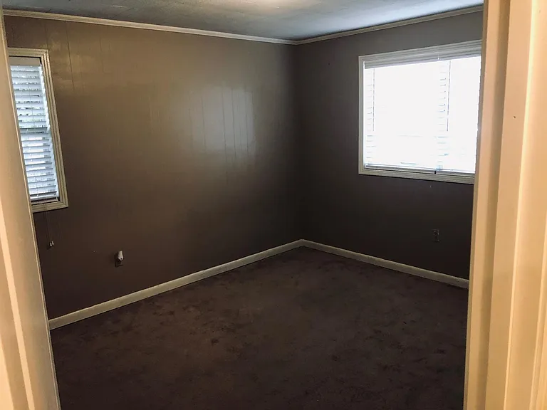 707 S Haugh Ave — Photo 11