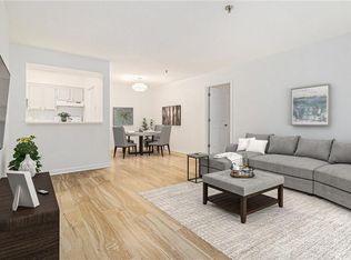 300 Johnson Ferry Rd #A-203, Sandy Springs, GA 30328