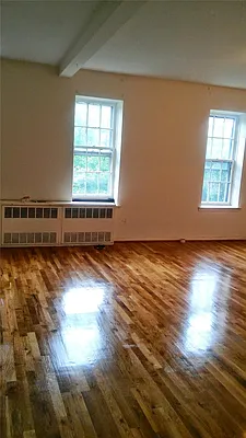 Rented by R New York | media 3