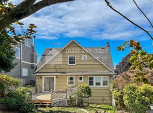 6914 Heights Pl S, Seattle, WA 98136