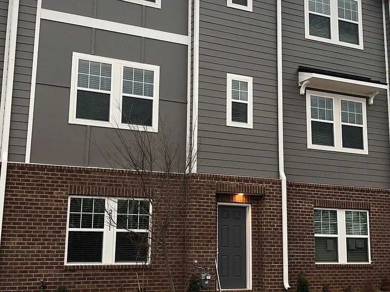 2031 Tears Ln — Photo 9
