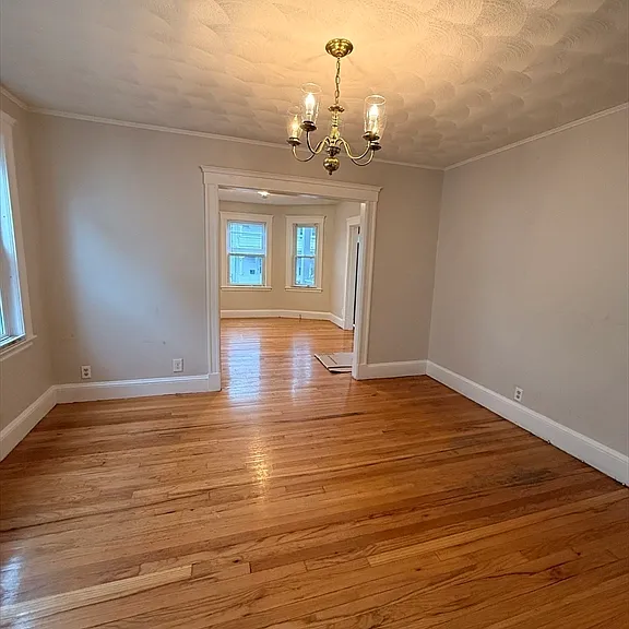 35-37 Springdale St #35 — Photo 8