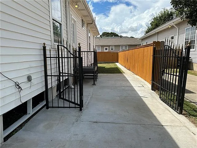 404 Polk St — Photo 11