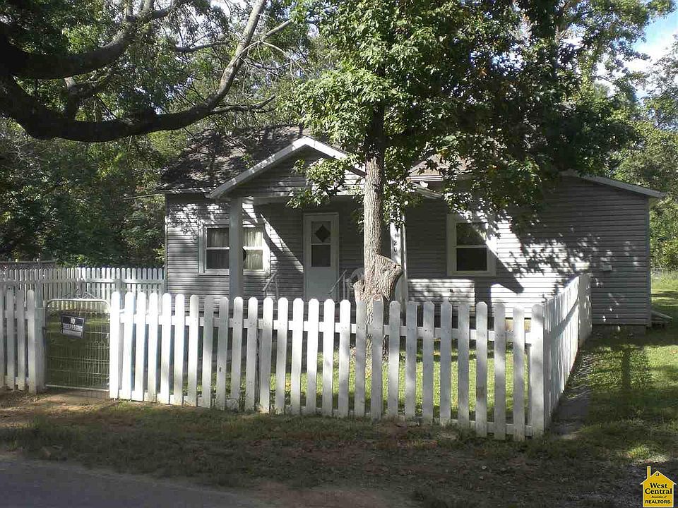 1st image of 120 Magoon St