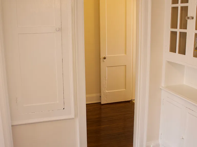 124 W Oakland Ave #B — Photo 6