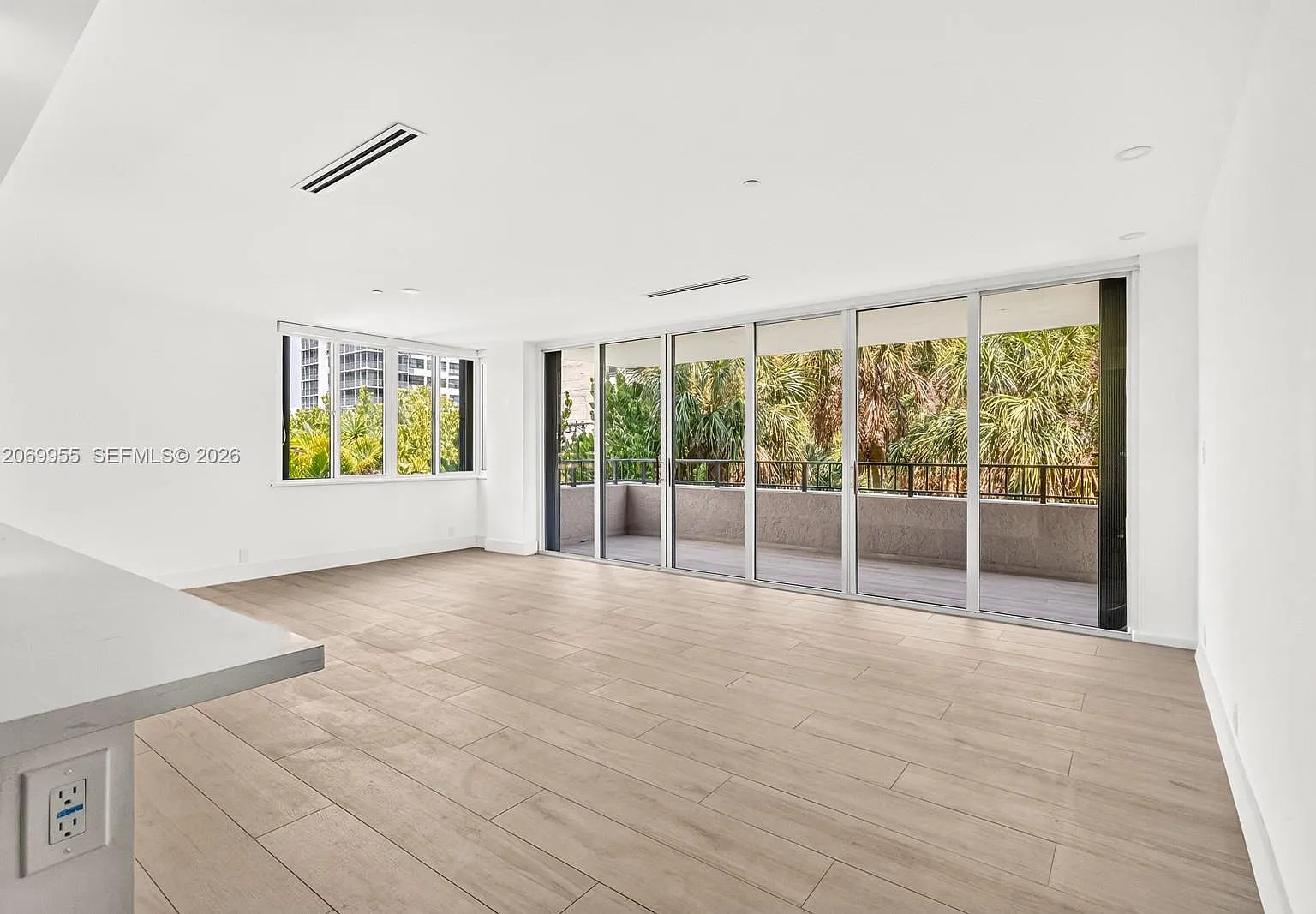 Key Colony No 2 Condo — Photo 2