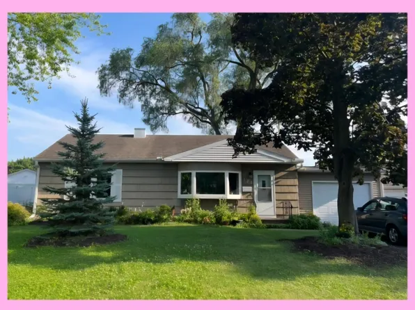121 Acacia Ln, Madison, WI 53716