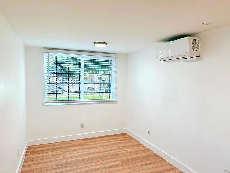 1715 Westmoreland Blvd — Photo 5