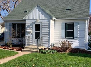 1161 E Mitchell Ave, Waterloo, IA 50702