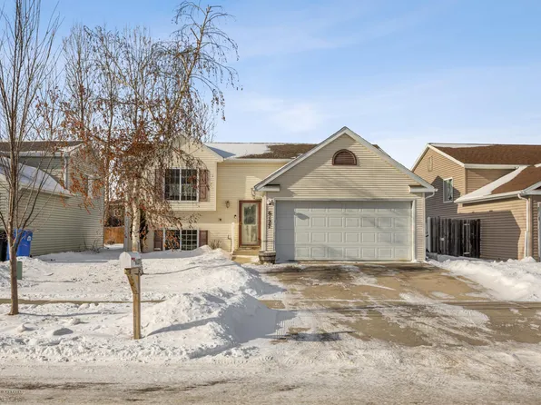 6127 23rd St S, Fargo, ND 58104