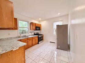 232 S 6th St, Newark, NJ