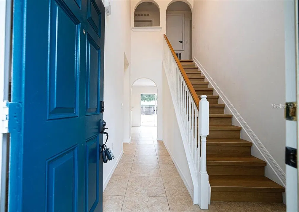 4 bed, 2.5 bath, 2224 sqft, $2,850 — Photo 4