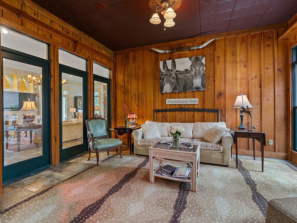 37th image of 3490 Yager Dr