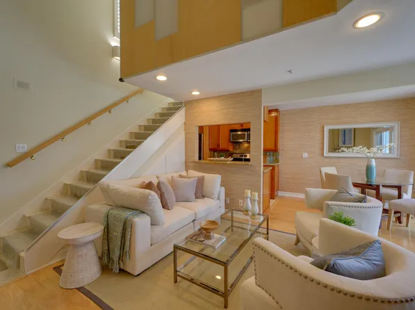 4403 Ocean Front Walk APT 201, Los Angeles, CA 90292