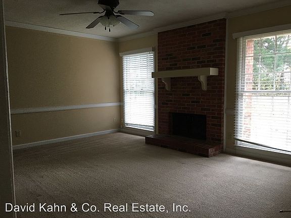 4th image of 2261 E Aberdeen Dr